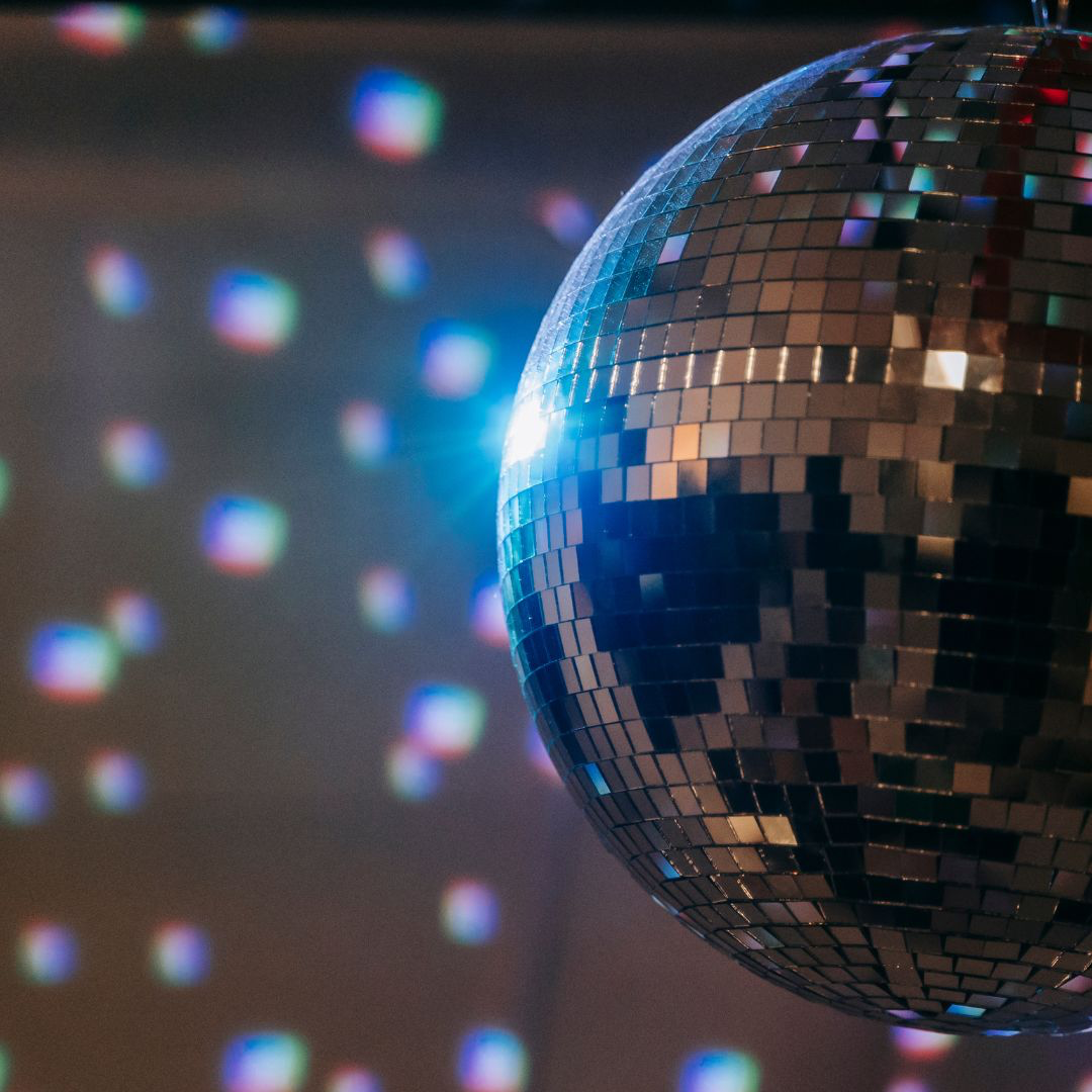 Iluminación Perfecta para la Discoteca en tu Cumpleaños de 15